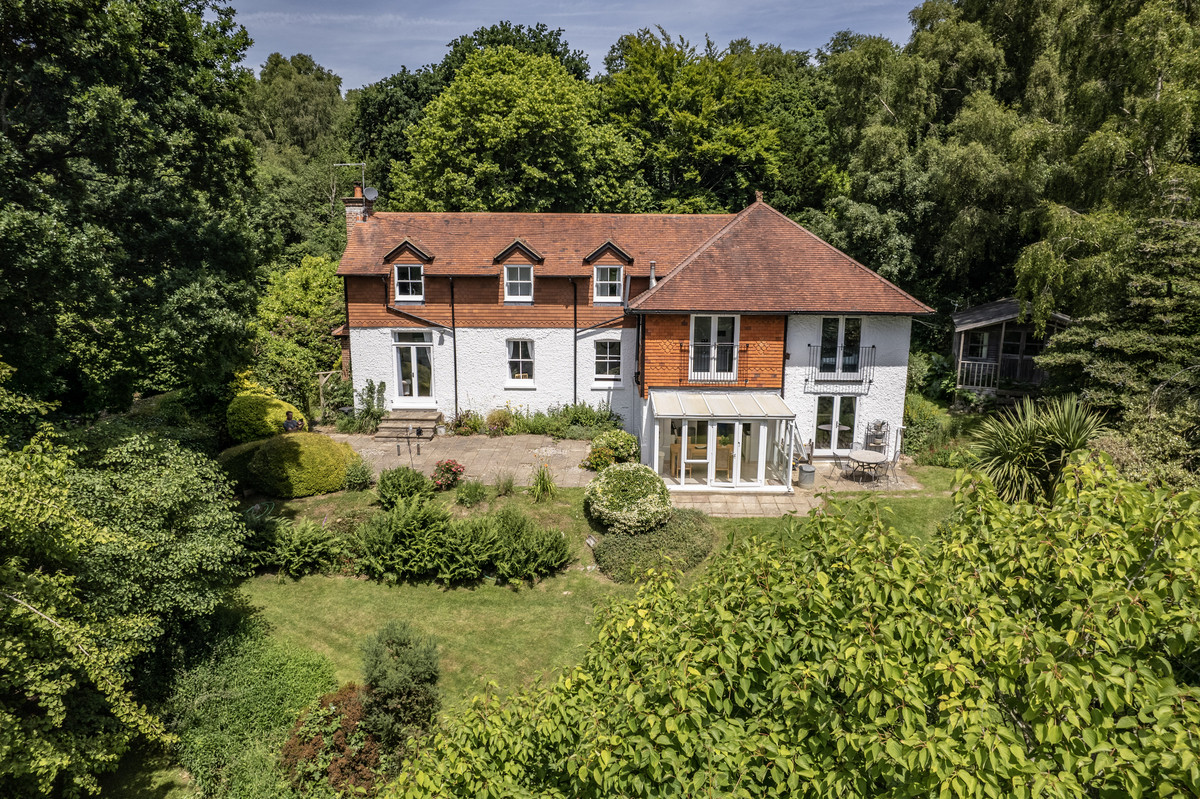 Telham Lane, Battle, TN33
